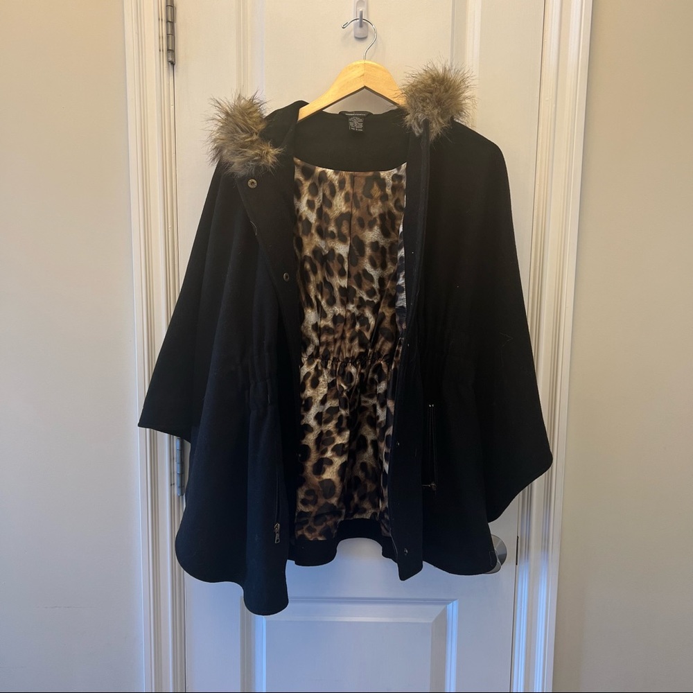 COAT WITH FUR HOOD SIZE L